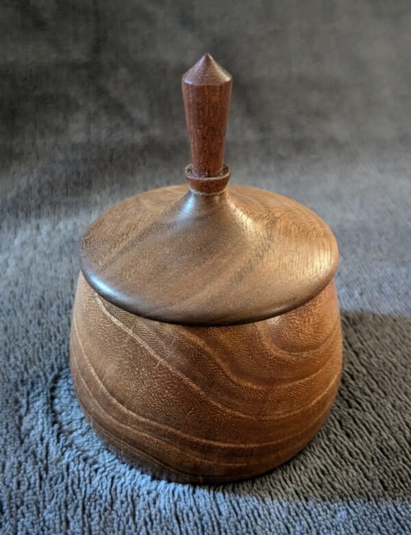 Small covered chestnut box